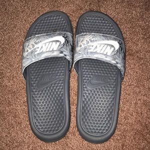 Nike slides